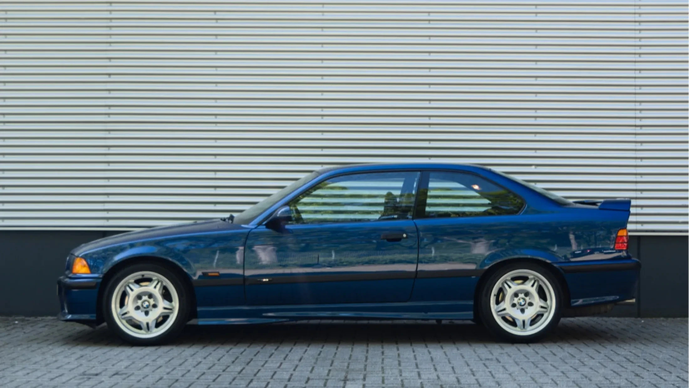 BMW E36 M3 Avusblau Bergwerff Automotive